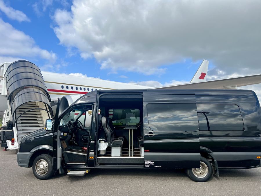 Minibus hire Kettering