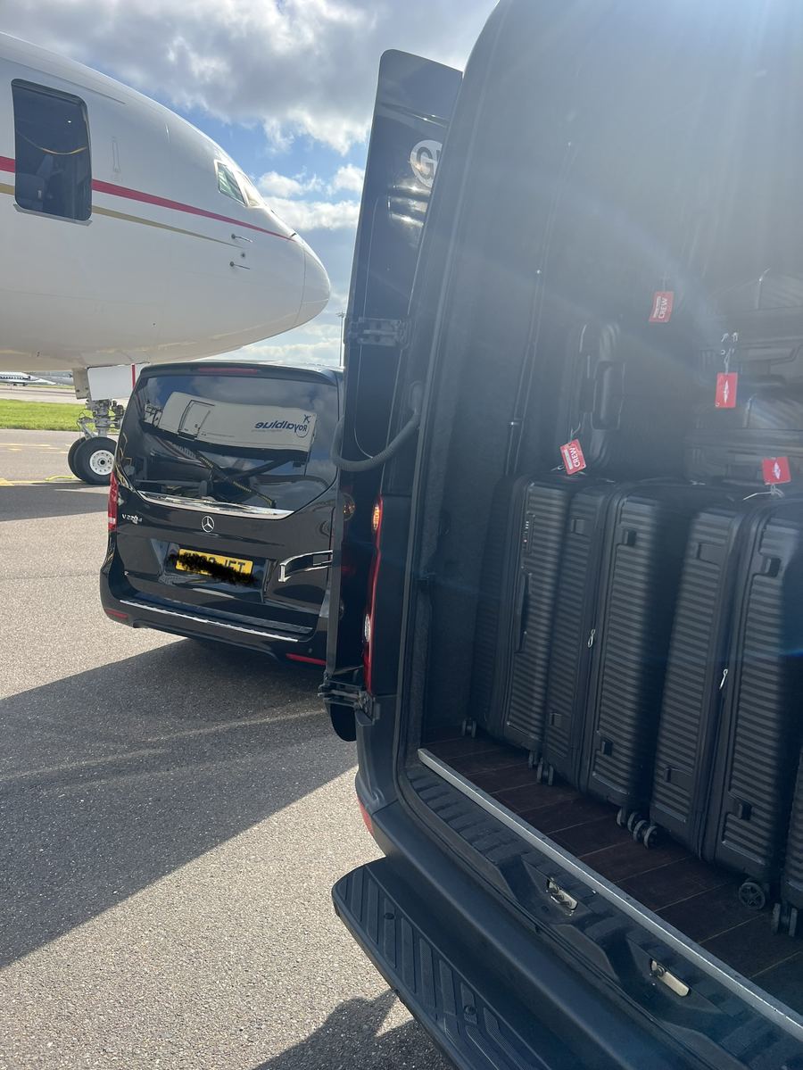 Cruise port transfer Bedford luggage minibus